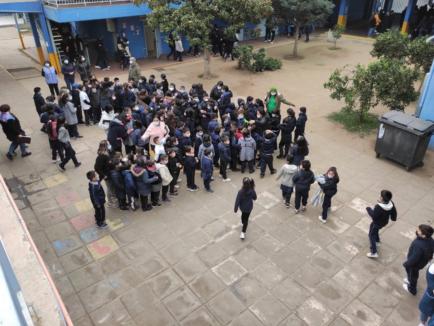 Unos 7 mil estudiantes de Quillota participaron en impecable simulacro de evacuación por terremoto 8.2 Richter