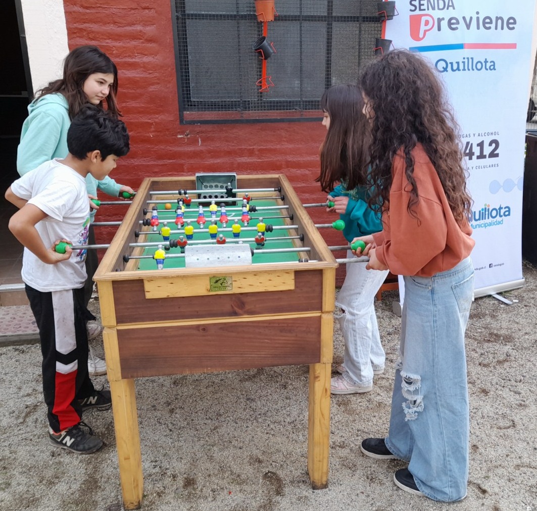 Dirección de Deportes de Quillota apoyó actividades por vacaciones de invierno en los barrios de la ciudad.
