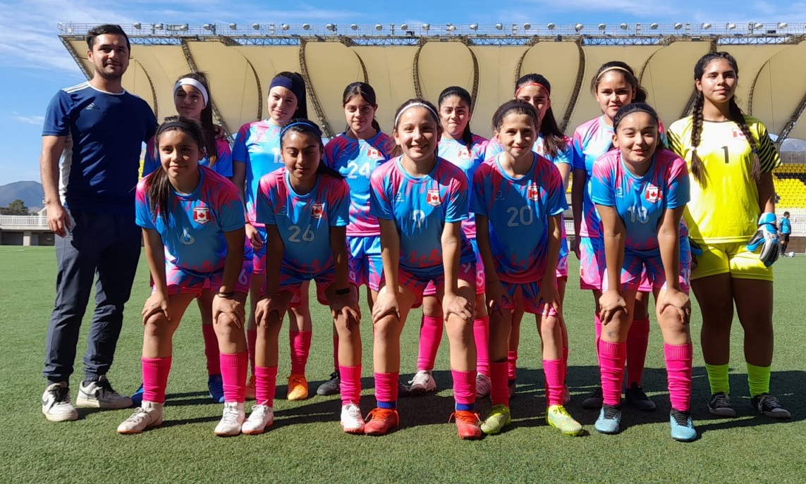 Estudiantes de Red Municipal de Educación se preparan para fase provincial de Juegos Deportivos Escolares.