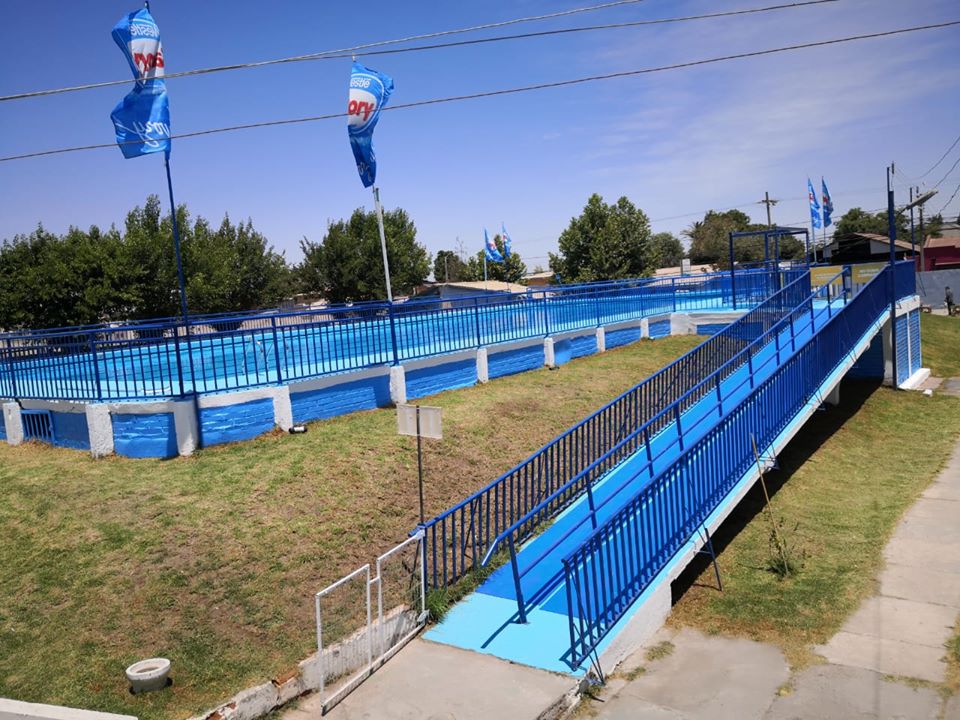 Este lunes 06 de enero se inician clases de natación y talleres de actividad física en Piscina Municipal.