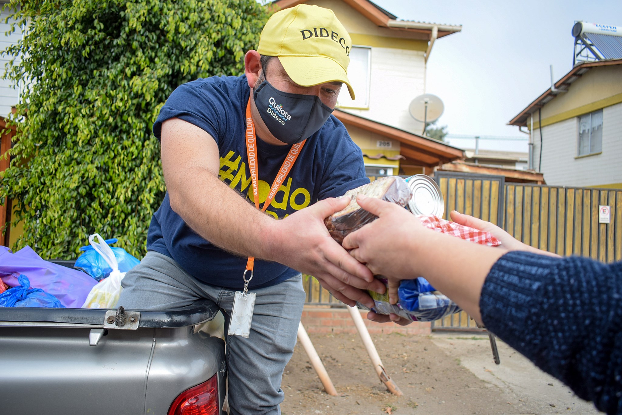 Cerca de 3 mil canastas de mercadería ha entregado la Municipalidad de Quillota durante la crisis sanitaria