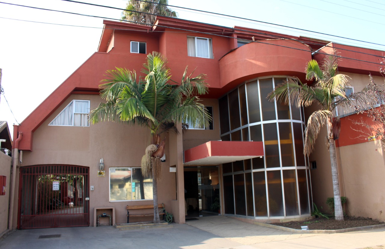 Quillota abrió el primer hotel gratuito para alojar al personal de Salud de la Región Interior