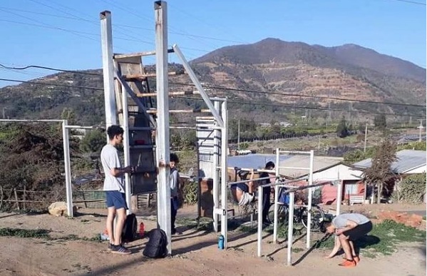 Dirección de Deportes impulsa la recuperación de espacios urbanos para práctica de actividad física gratuita.
