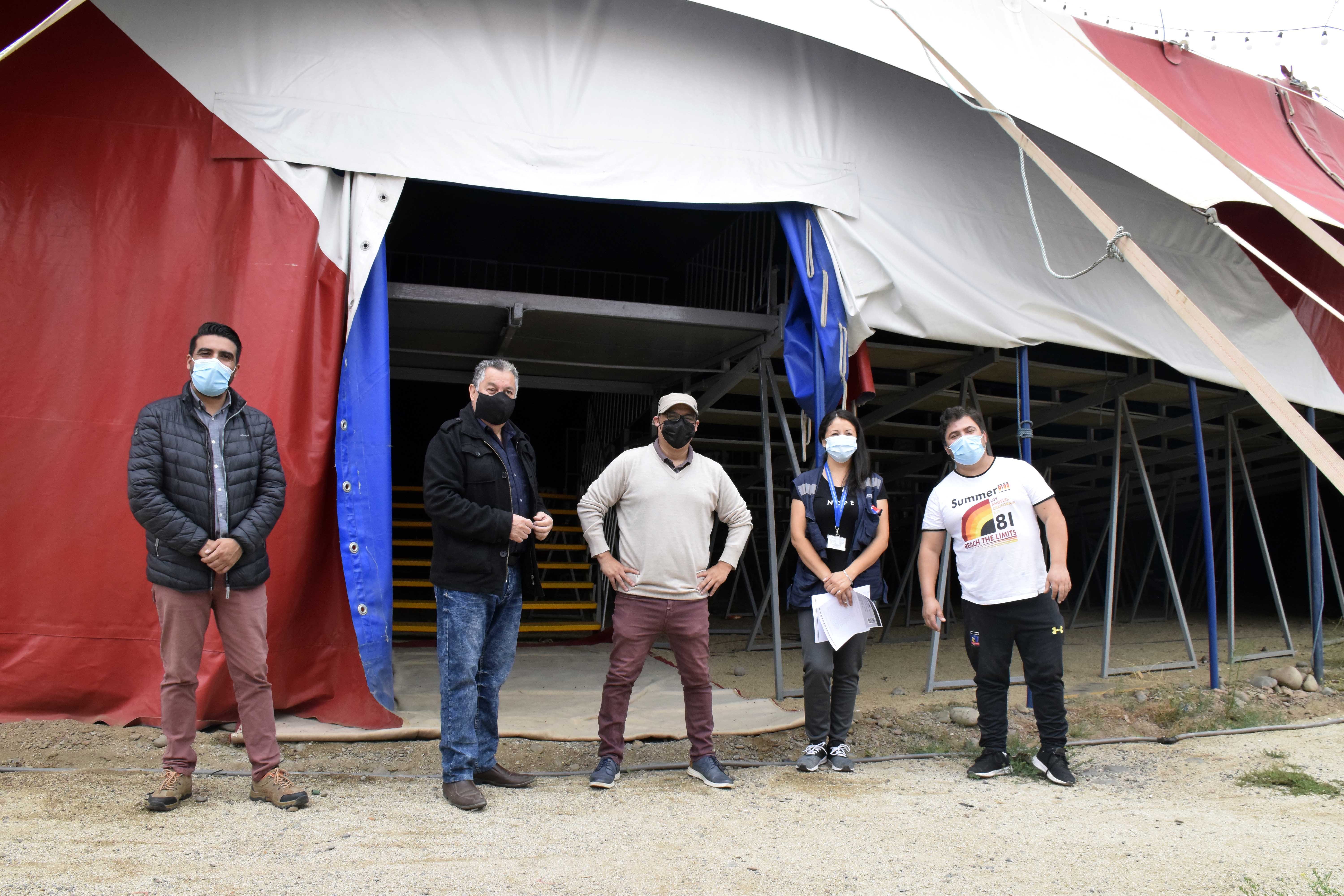 Después de un año reabre el Tony Caluga en Quillota: “El circo está autorizado para llevar la risa”