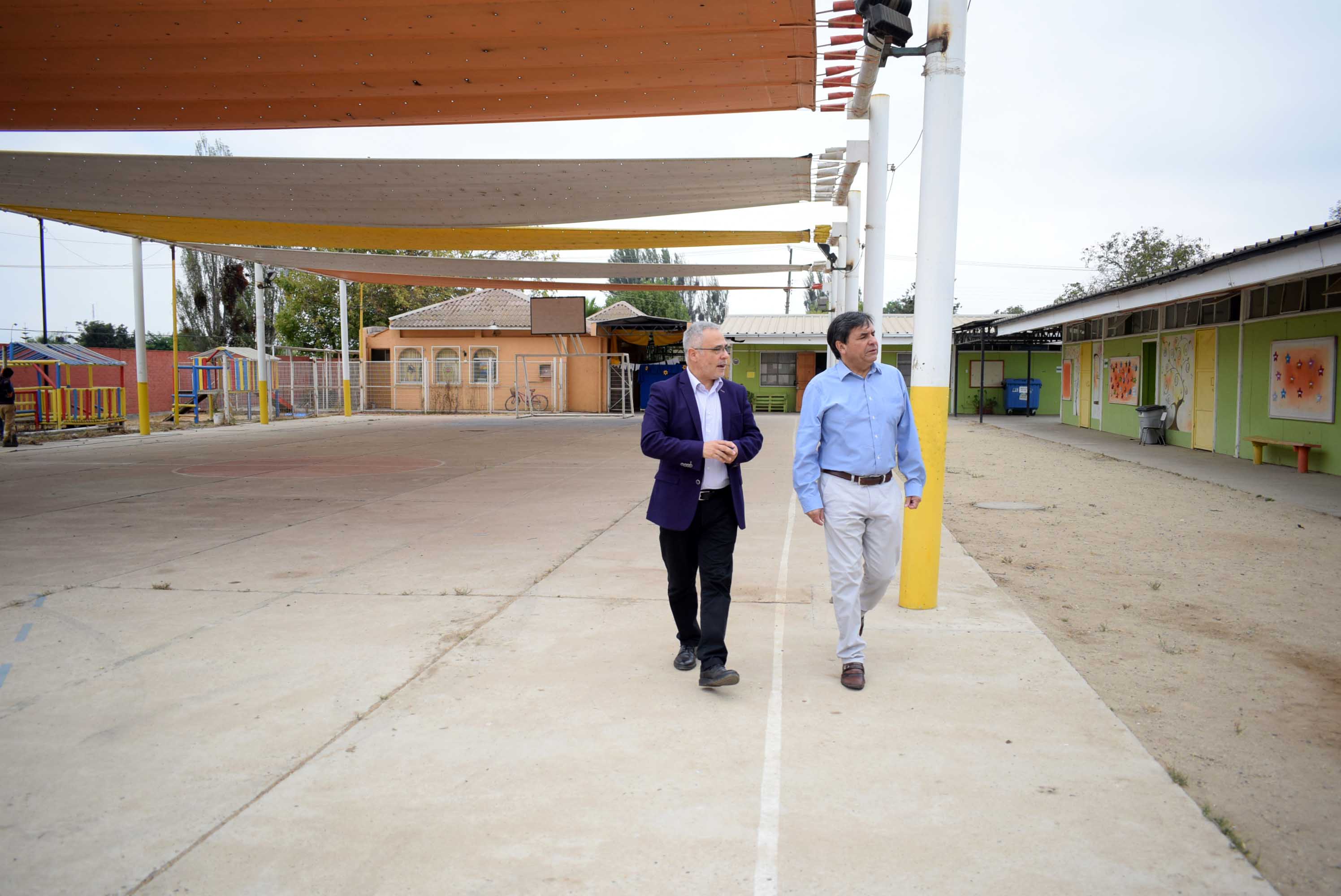 Municipalidad de Quillota invierte 7 millones para reparaciones en Escuela “Abel Guerrero” de San Pedro