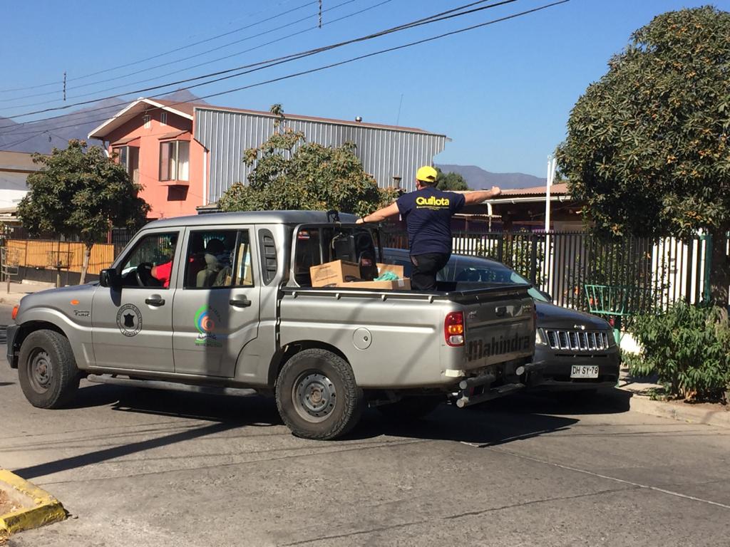Móvil de la Municipalidad de Quillota recolectará alimentos en terreno para ayudar a familias afectadas por la crisis sanitaria
