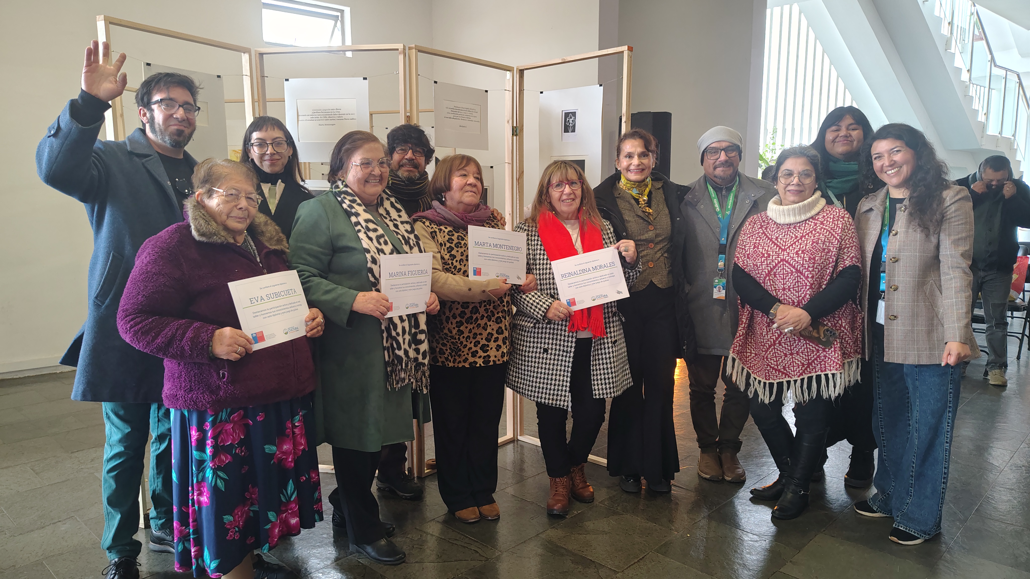 Con emotiva inauguración de exposición finalizó taller de grabado enfocado a la tercera edad