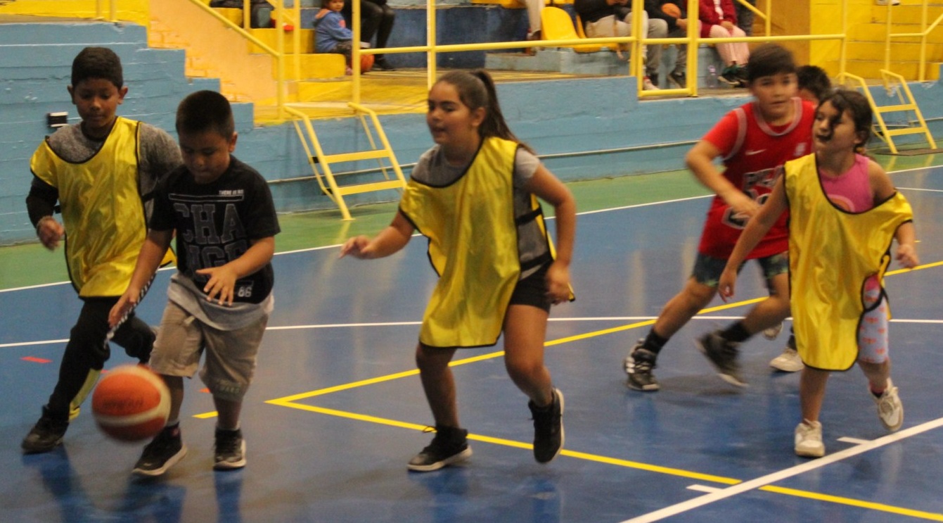Talleres deportivos de la Municipalidad de Quillota aprovecharon hasta el último día para cerrar el verano.