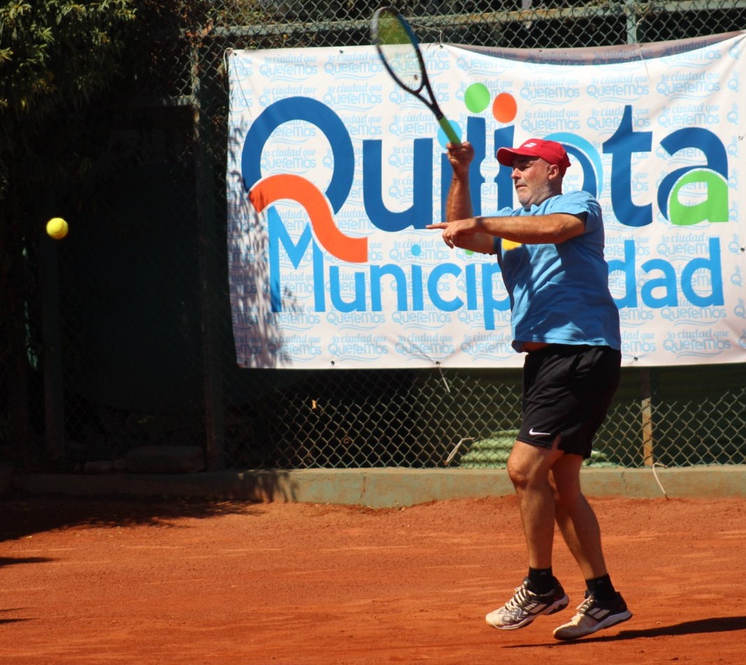 Este domingo se jugarán las finales del Torneo Master Senior 400 que se disputa en el Club de Tenis Quillota.