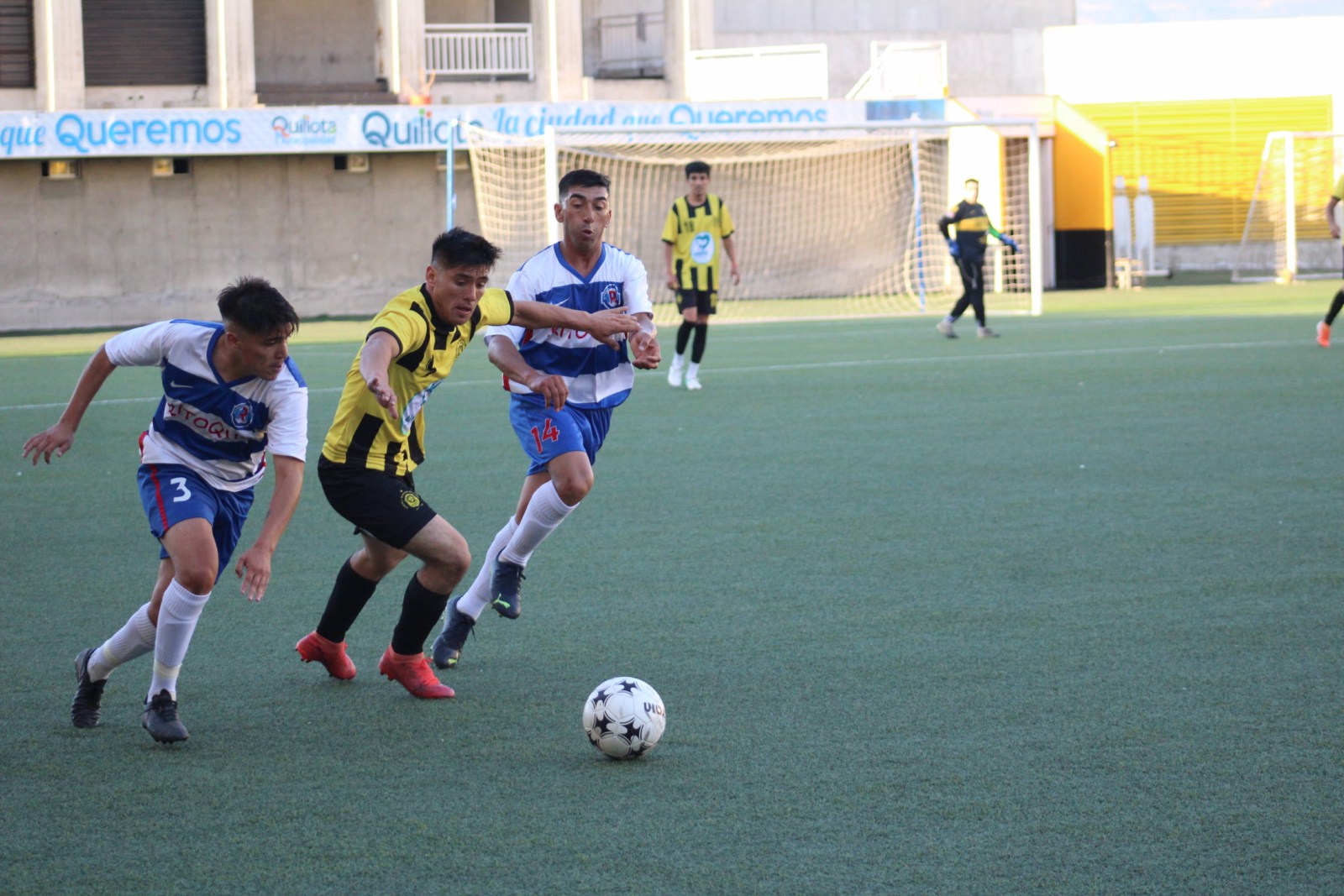 El fútbol amateur de Quillota continúa marcando presencia en el Torneo Regional de Clubes Campeones.