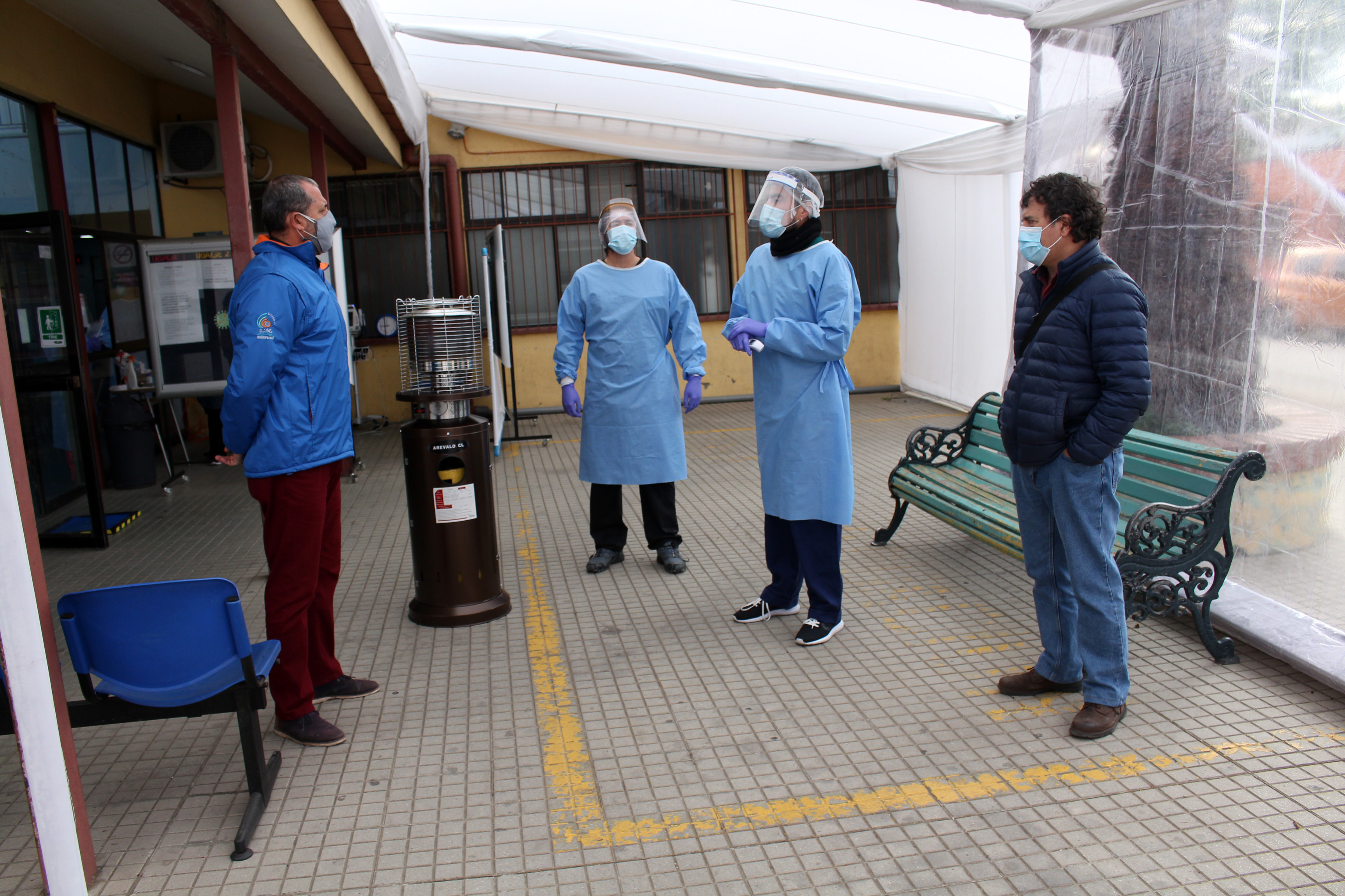 SaludQuillota y Municipalidad mejoran instalaciones para atención de pacientes en medio de la pandemia