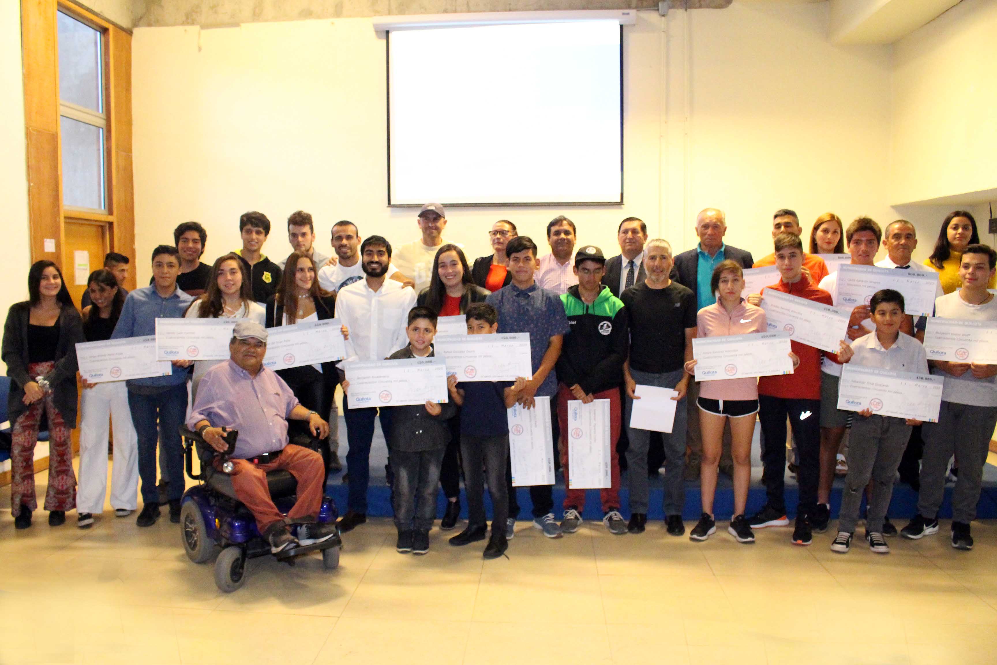 Clubes deportivos de Quillota recibieron recursos de los Presupuestos Participativos Deportivos.
