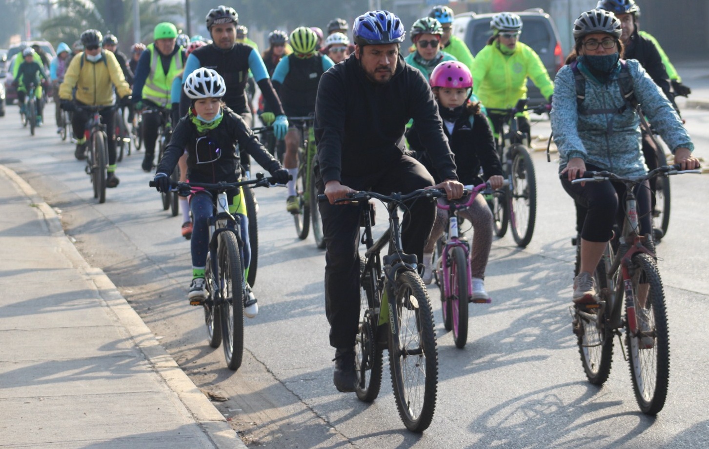 Un recorrido por el Regimiento Escolta Presidencial Granaderos consideró la Cicletada Familiar Recreativa.