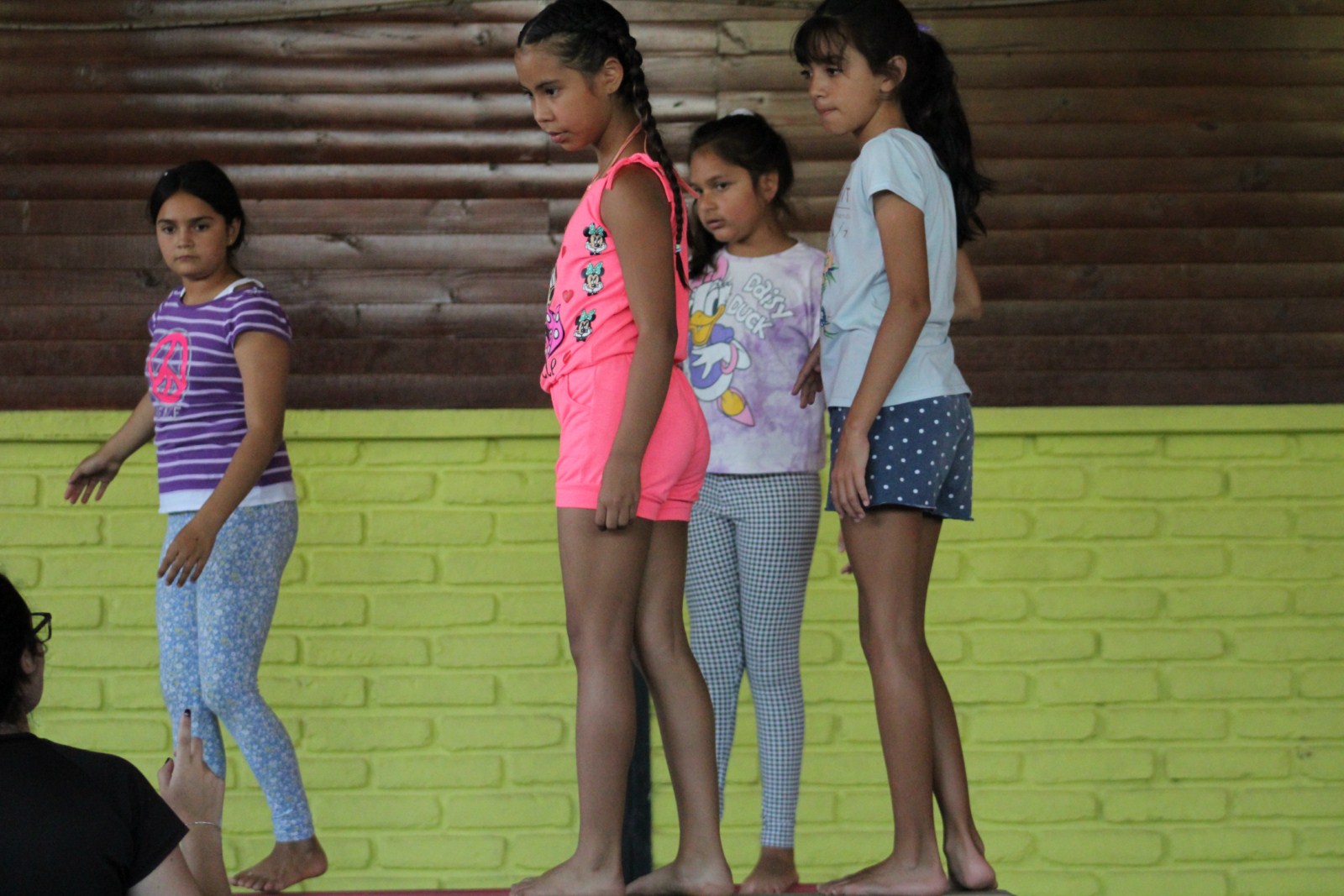 Niñas y jóvenes de Quillota han asistido con gran entusiasmo a talleres deportivos municipales verano 2023.