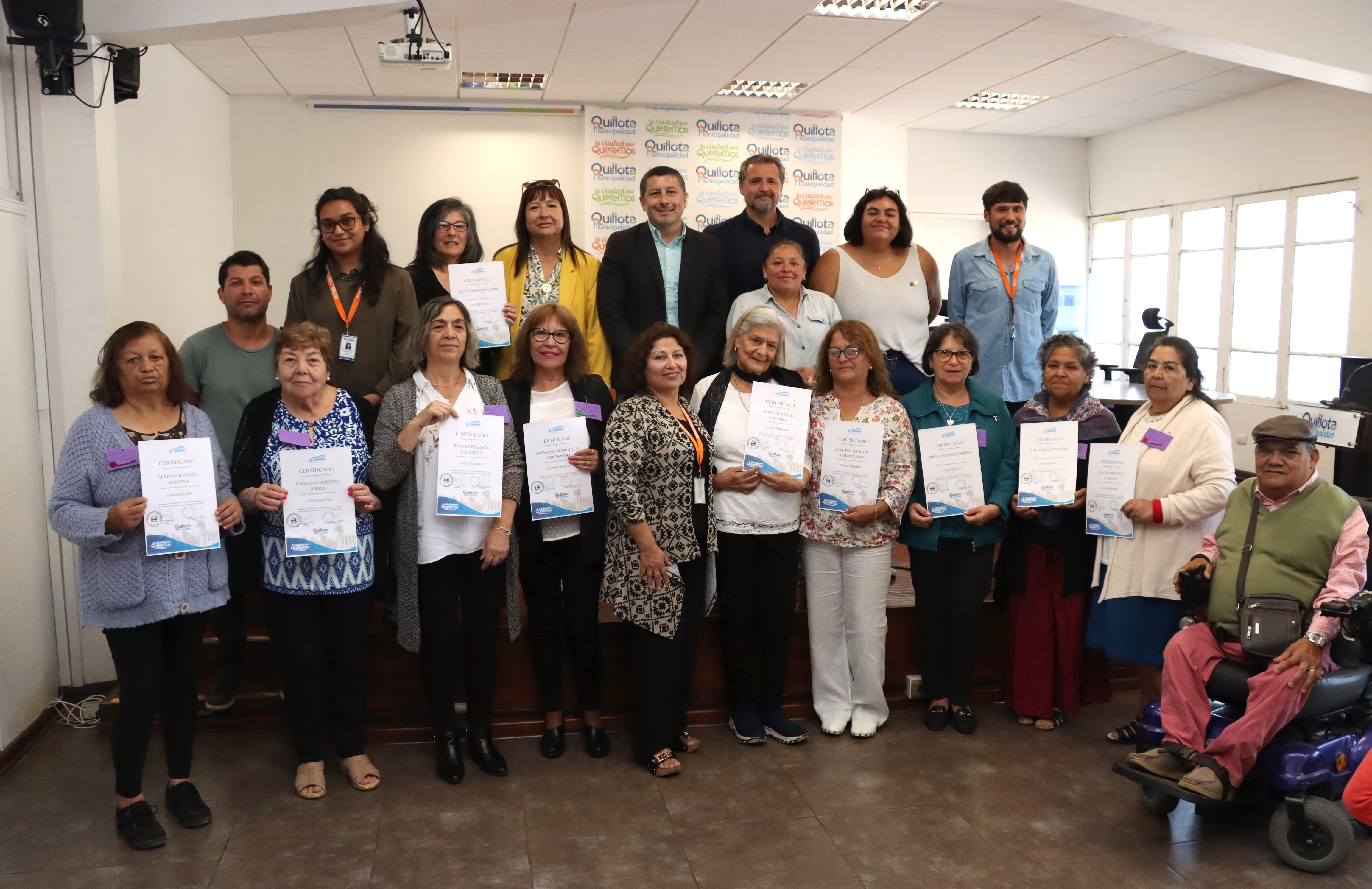 Innovador programa de Lanaterapia finalizó su curso por primera vez con certificación Otec.
