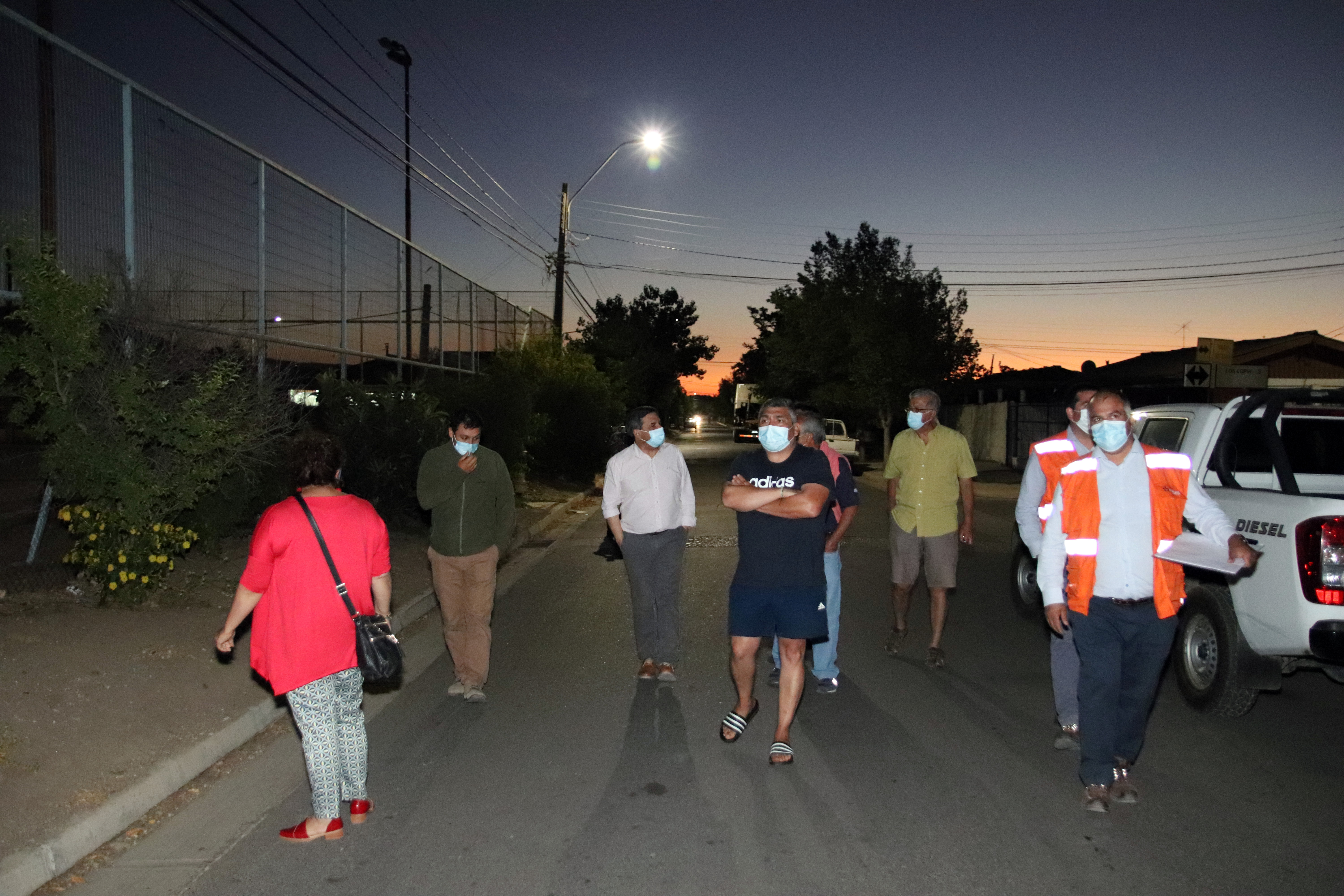 Quillota sigue cambiando las luminarias de sodio por  modernas LED: ahora instalan otras 962 en 27 barrios