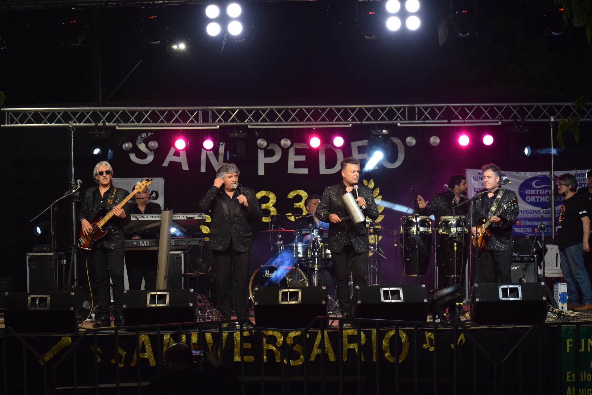 Quillota: distrito de San Pedro celebró sus 331 años bailando al ritmo de Los Vikings 5