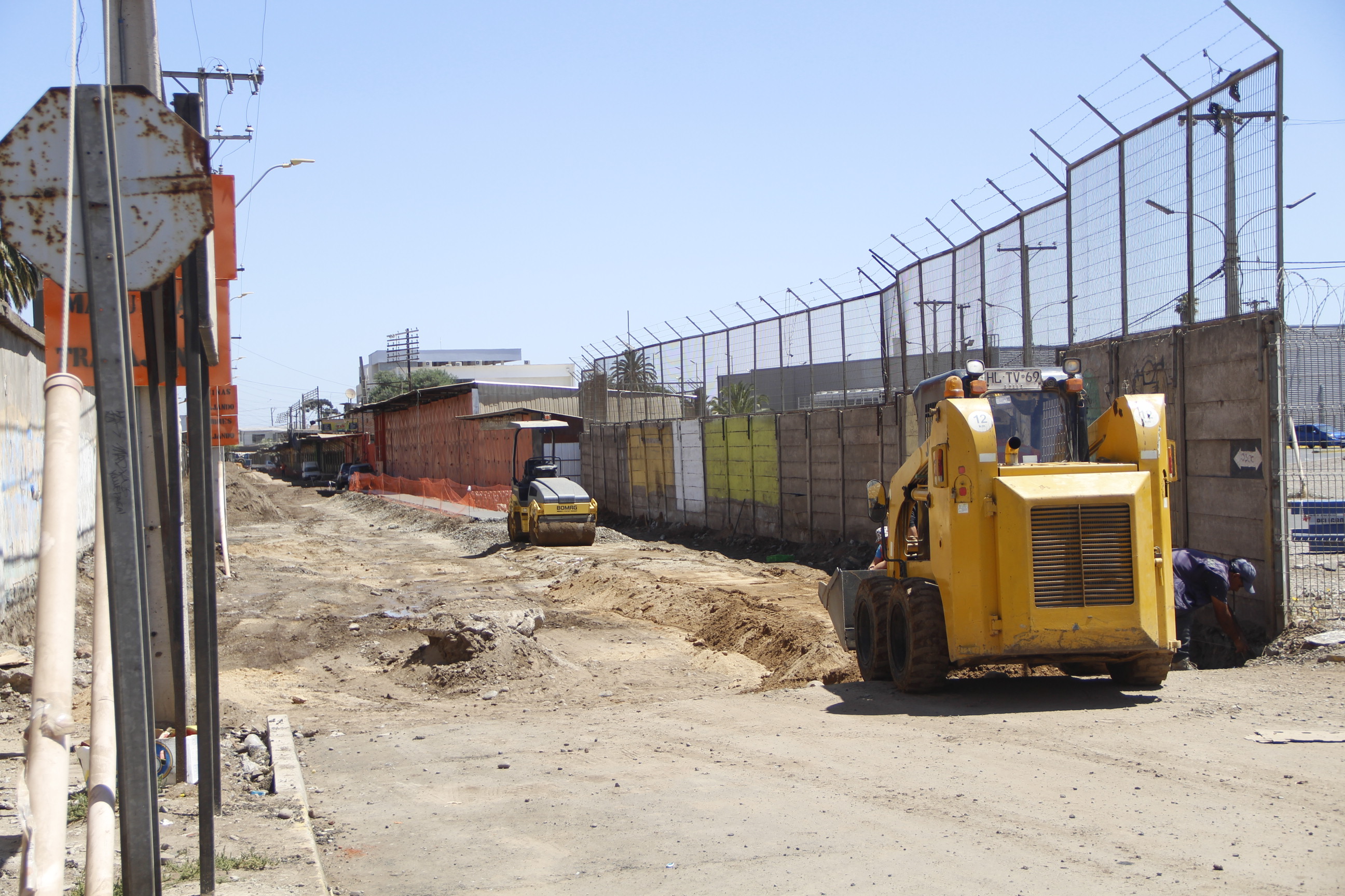 Alcalde Oscar Calderón y calle Sargento Aldea: “la obra está en un 70%”