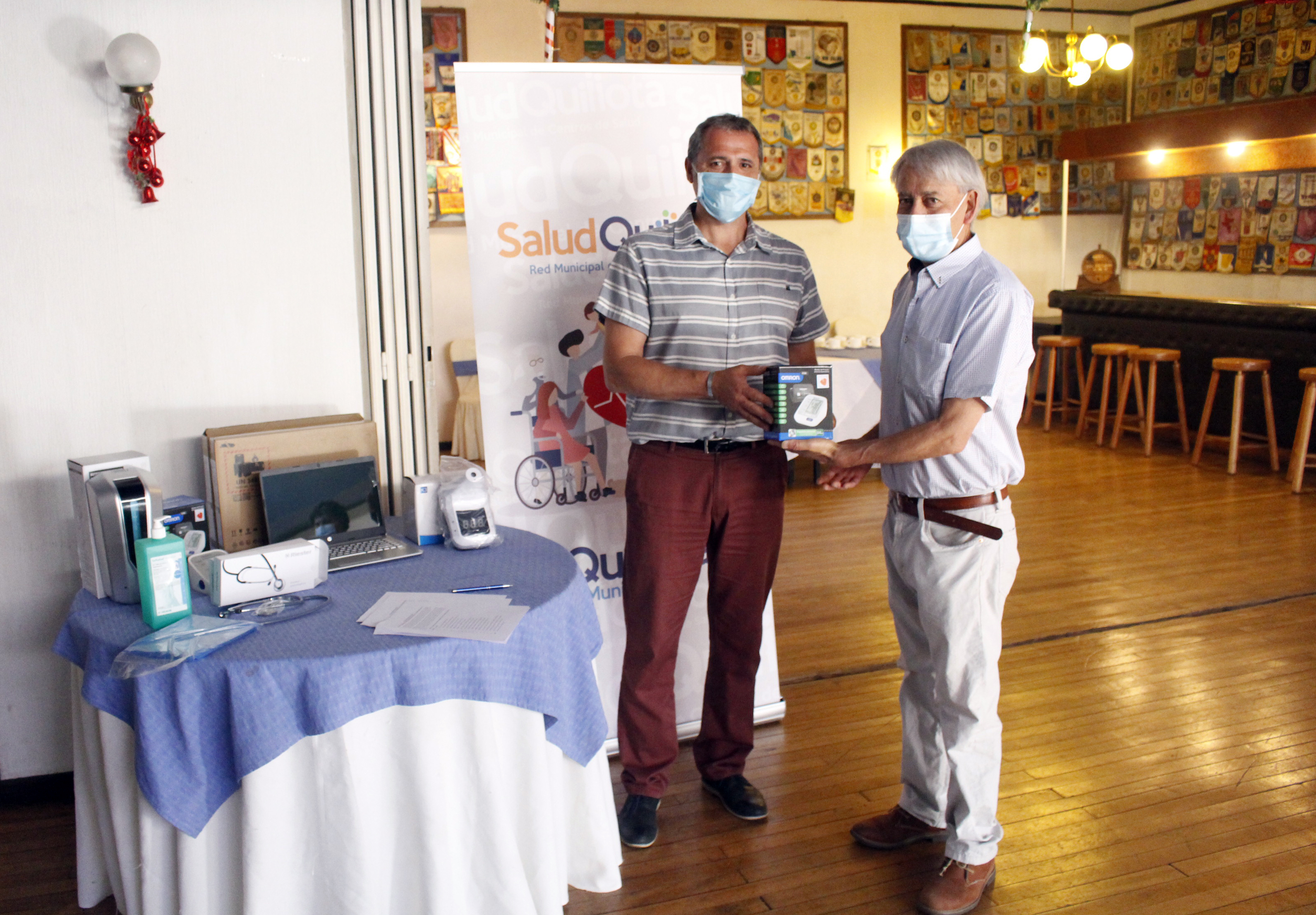 Departamento SaludQuillota recibió millonaria donación de insumos médicos de parte del Rotary Club