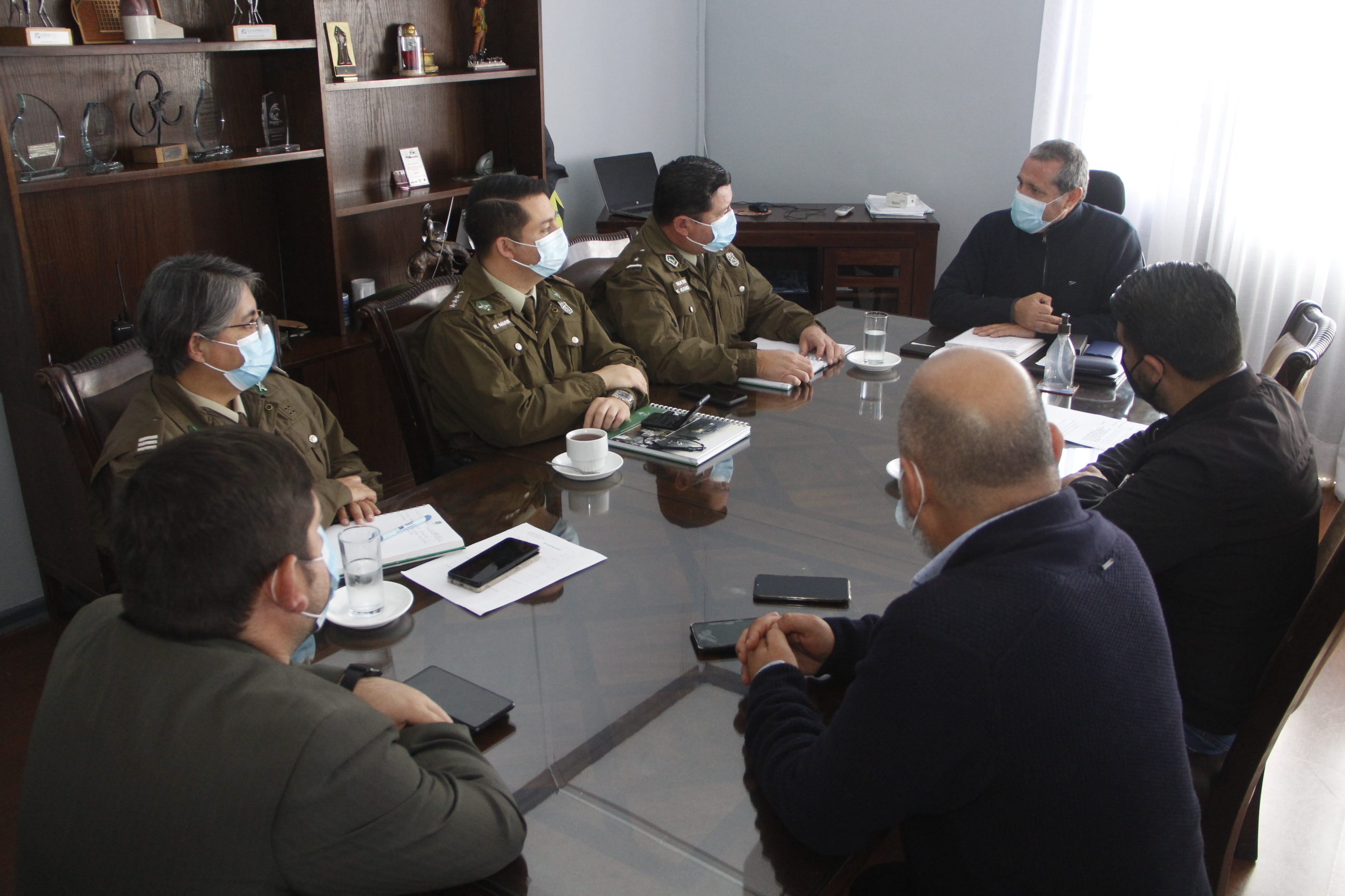 Alcalde se reunió con el mayor de Carabineros para coordinar acciones que mejoren la seguridad en Quillota