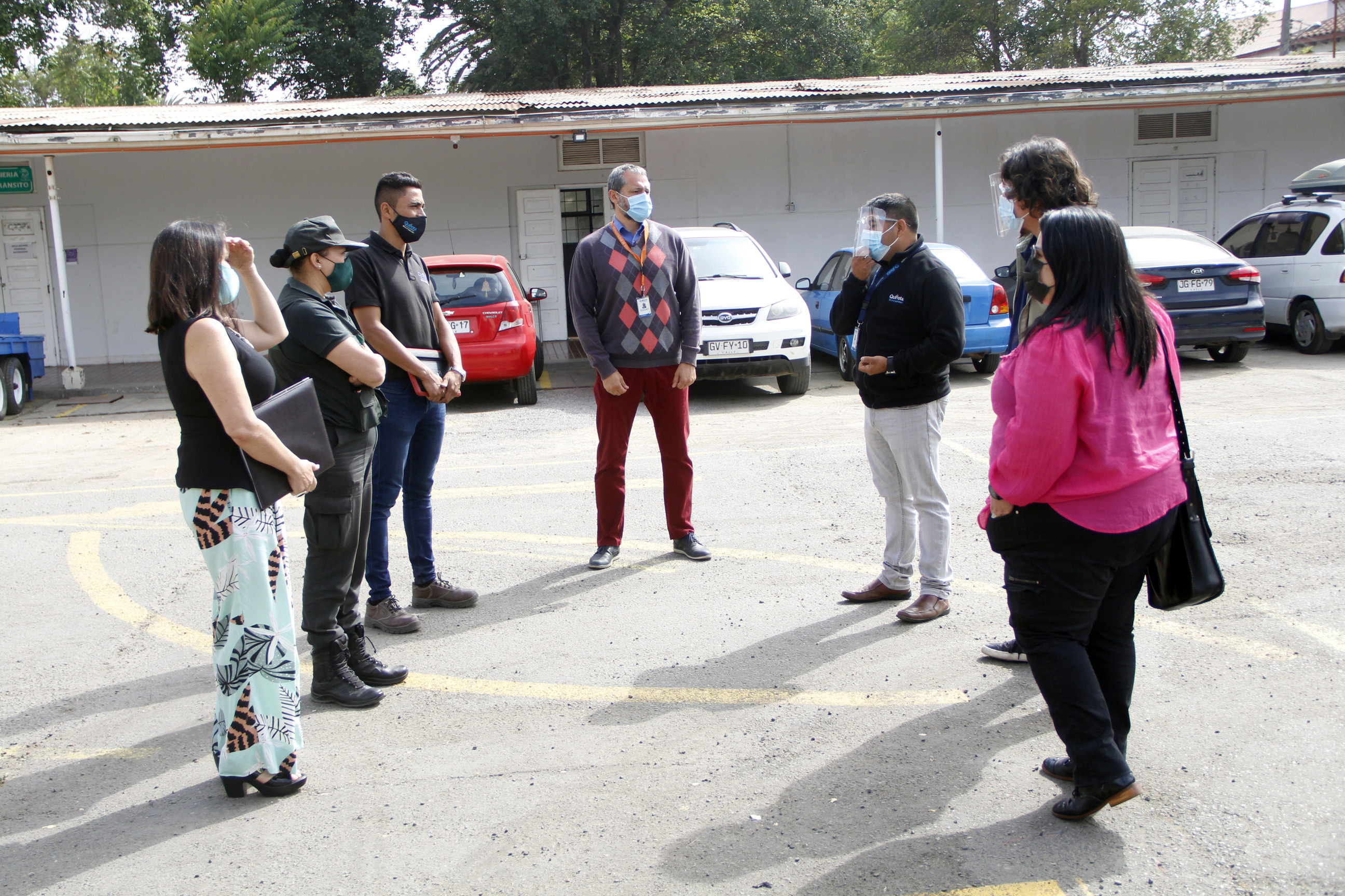 Directora regional de Gendarmería conoció en terreno experiencia de reinserción social municipal