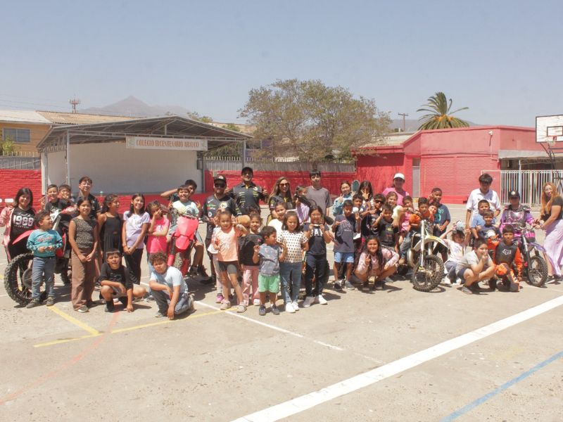 Operativo municipal y de Carabineros permite detener a delincuente en los techos de la Villa Los Escritores