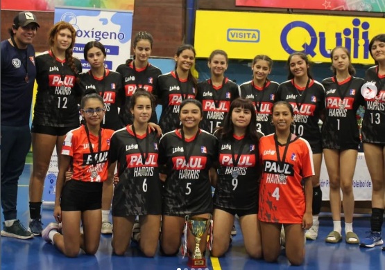 Voleibol quillotano marcó presencia a nivel nacional en las categorías juveniles y adultos damas - varones.