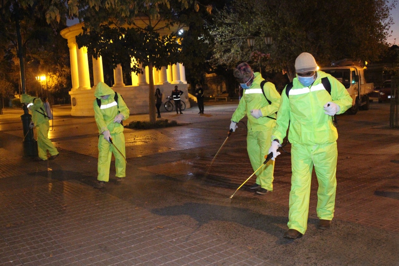 Municipalidad, agricultores y voluntarios ya han sanitizado el 85% de las calles de Quillota