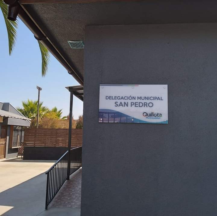 Delegación de San Pedro en alianza con establecimiento educacional de la RedQ buscan nivelar estudios de sampedrinos