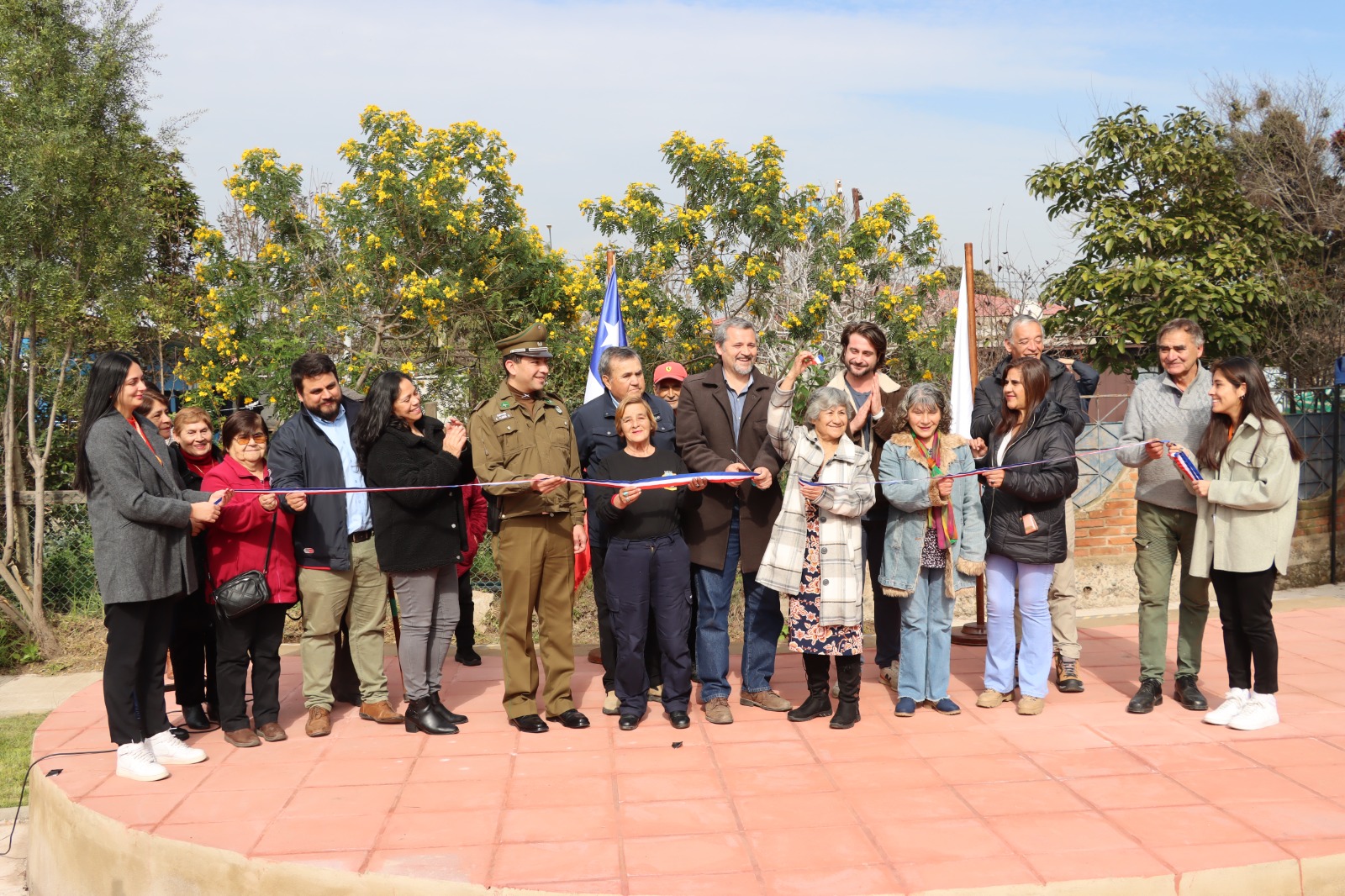 Santa de Rosa de Colmo inauguró una renovada Plaza Benjamín Vicuña Mackenna