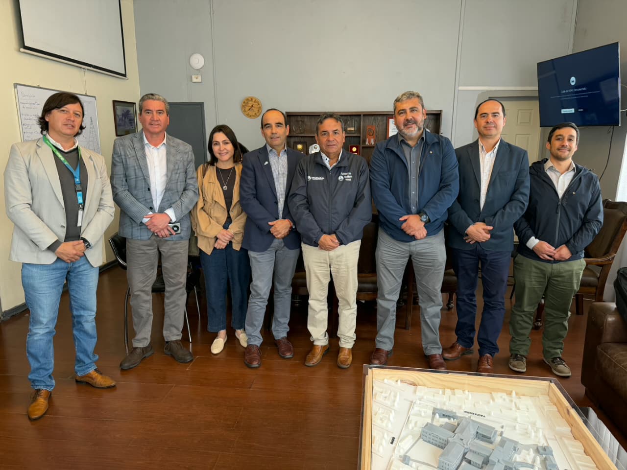 Municipalidad de Quillota avanza en histórico acuerdo para impulsar el desarrollo urbano de calle Monckeberg