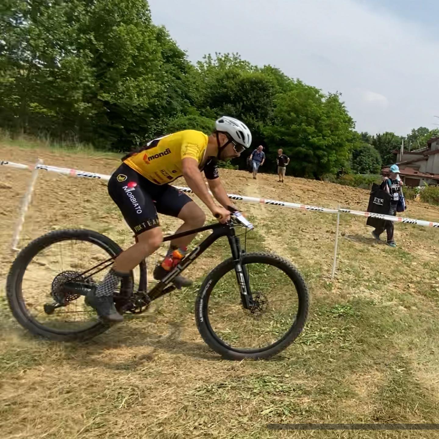 Franco Adaos, el ciclista quillotano que lucha por triunfar en Italia.
