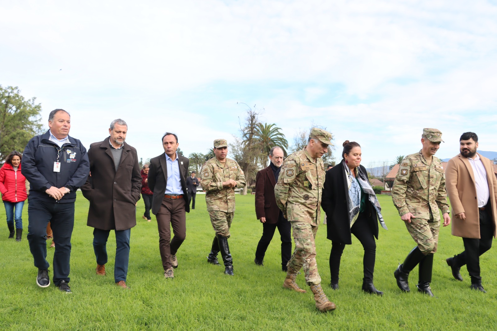 Ministro del Deporte Jaime Pizarro y de Defensa Maya Fernández visitaron obras para los próximos Juegos Panamericanos Santiago 2023 en Regimiento Granaderos de nuestra ciudad.