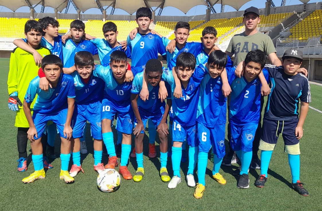 Con victoria de los favoritos y más partidos continúan Juegos Deportivos Escolares en la comuna de Quillota.