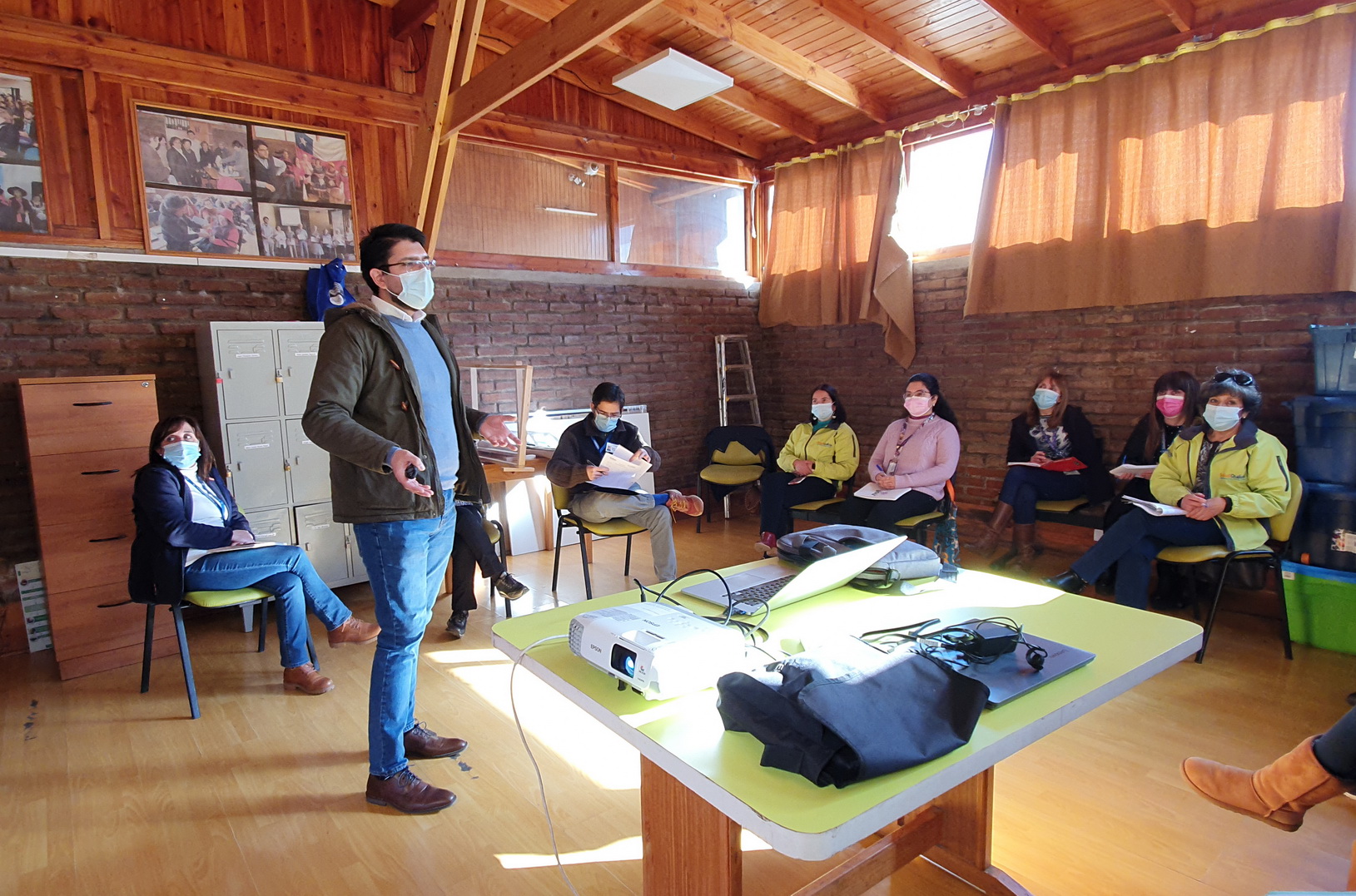 SaludQuillota inició ciclo de charlas para difundir el proyecto de Centro Integral del Adulto Mayor