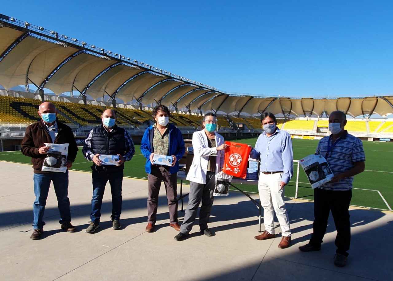 SaludQuillota recibió importante donación de elementos de protección personal de parte del Colegio Médico de Valparaíso