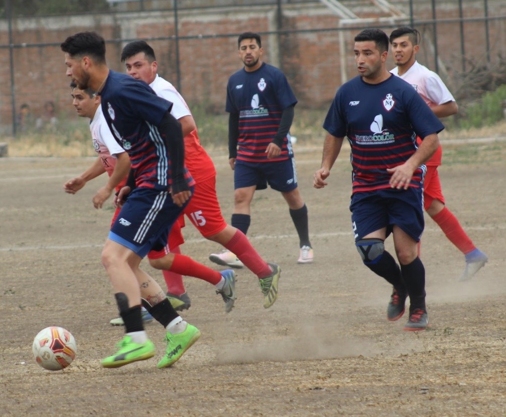 Concejo Municipal aprobó Comodato del Complejo Deportivo Said a clubes Manuela Figueroa y Rayón Said.