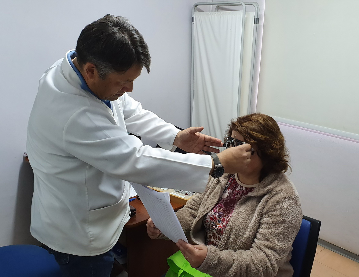 Más de 100 vecinos de San Pedro fueron beneficiados con operativo de la Unidad Oftalmológica de SaludQuillota