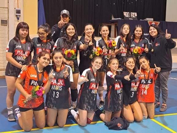 Club Paul Harris obtuvo primer lugar en play off por la Liga Nacional de Voleibol para menores sub 15 damas.
