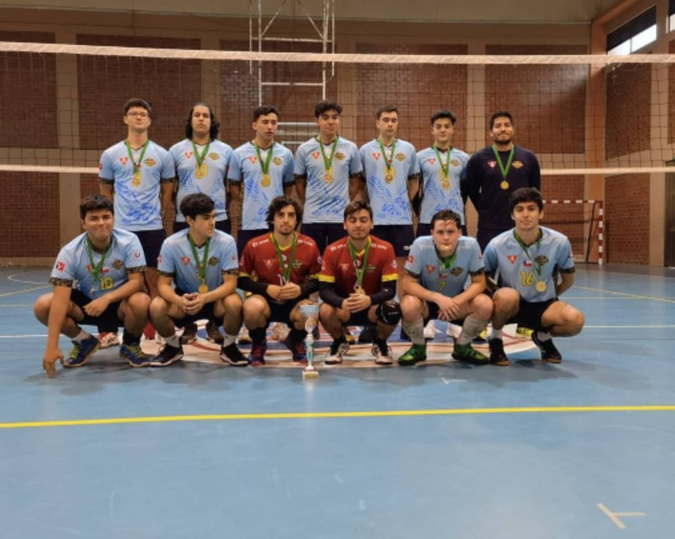 Club de Voleibol San Martín de Quillota destacaron en Torneo Master de Viña del Mar 2021.
