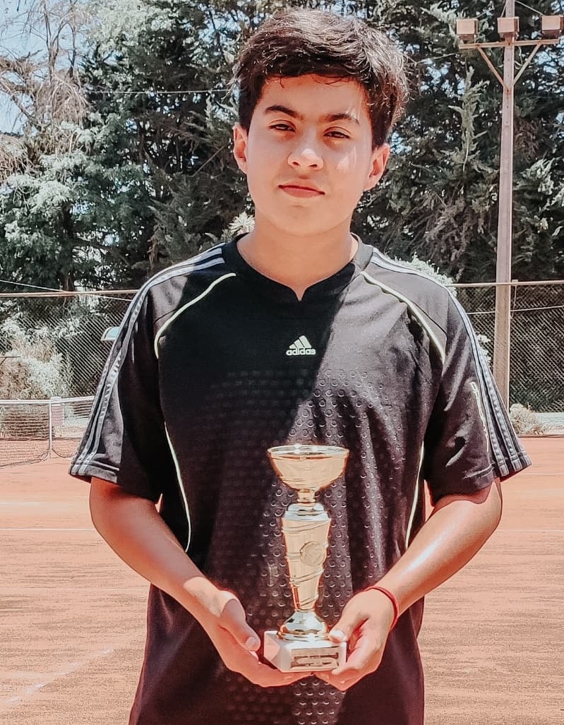 Jóvenes quillotanos siguen obteniendo buenos resultados deportivos a nivel regional y nacional.
